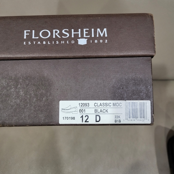 Dress shoes size 12 - Picture 8 of 8